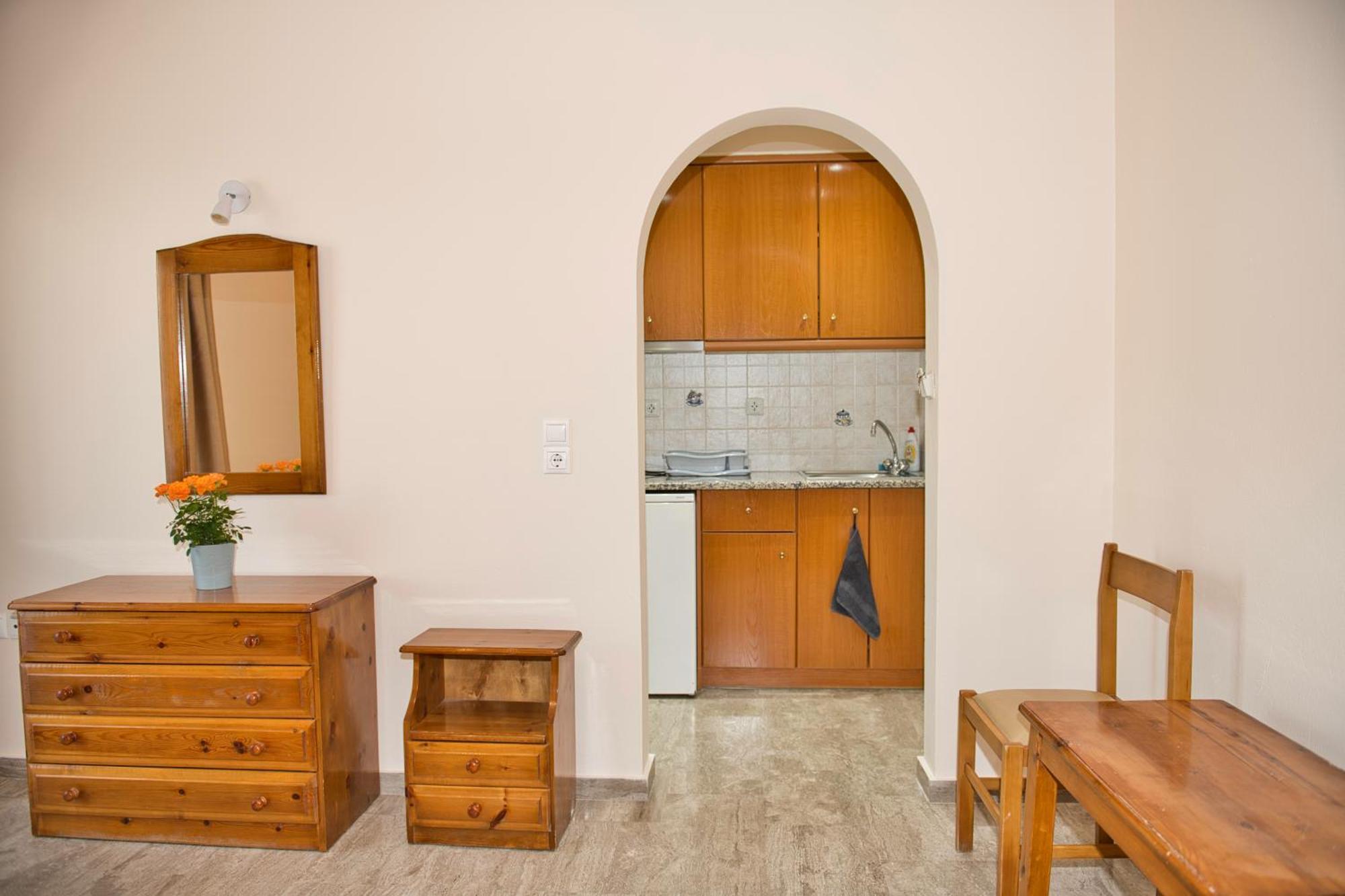 Villa Nikos Karamolegkos Kamari 外观 照片